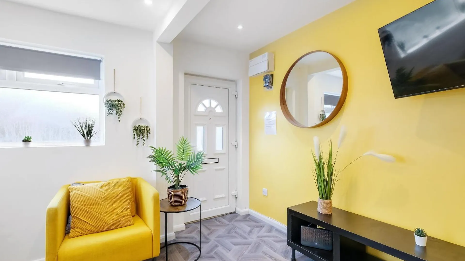 Kings House Apartment Hayes, West London Apt A Northolt
