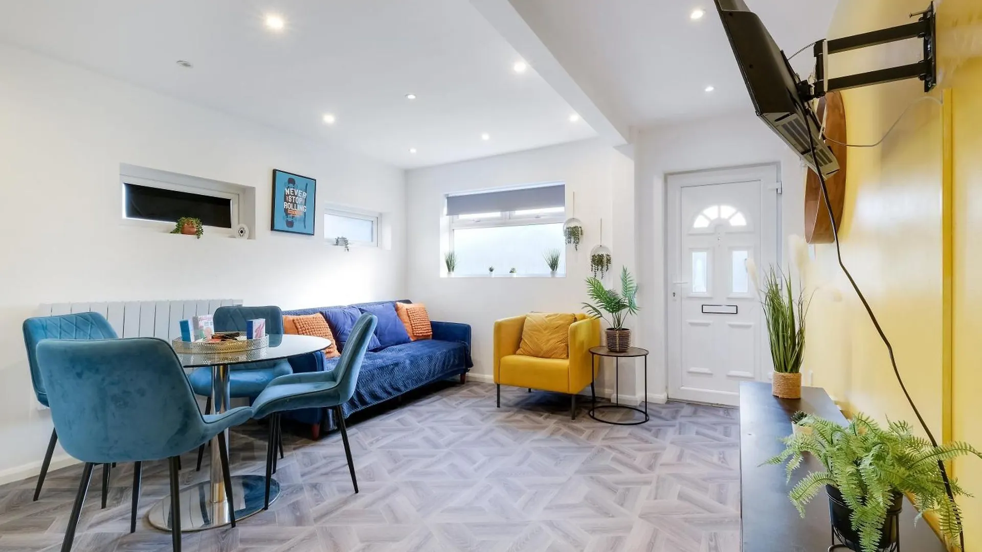 Kings House Apartment Hayes, West London Apt A Northolt
